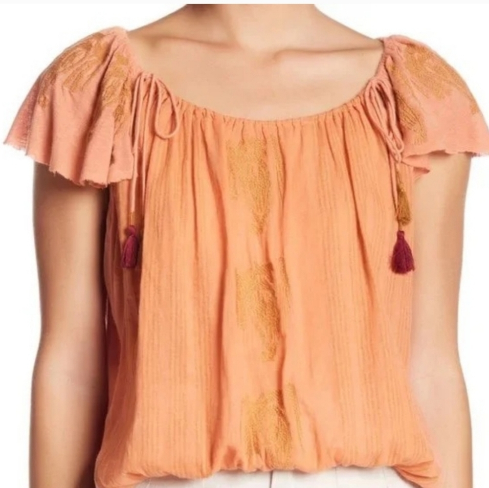 Free People Pukka Tassel Tee Embroidered Blouse sz XS Peasant Bohemian